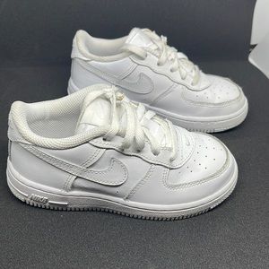 White Air Force 1’s toddler size 10c